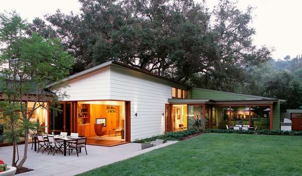 Top 5 Homes of the Week That Celebrate the Golden State