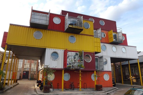 The architects drew design inspiration from Container City, a colorful cargotecture complex of affordable live/work spaces that were first installed in the heart of London’s Docklands in 2001.
