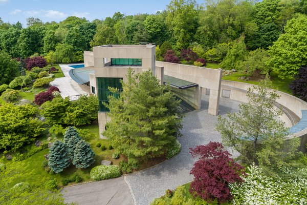 There is a separate heating system for the expansive driveway to keep it free of snow and ice.