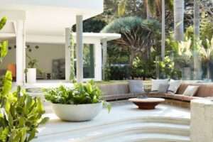 top-5-homes-of-the-week-with-picturesque-patios