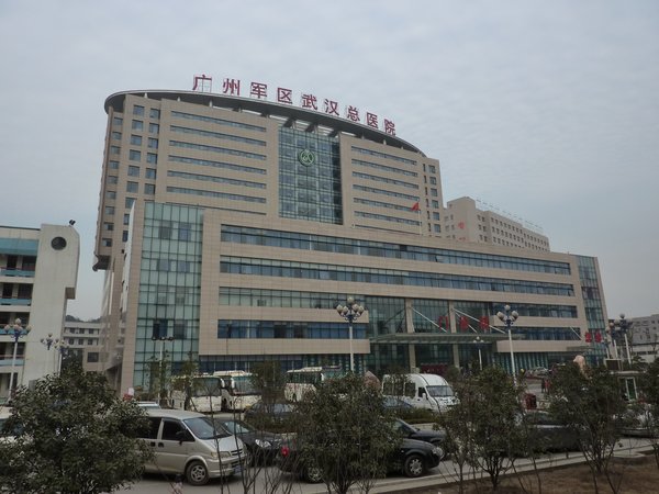 Wuhan’s main hospital is overcrowded, leading local authorities to build prefab hospitals for added support.