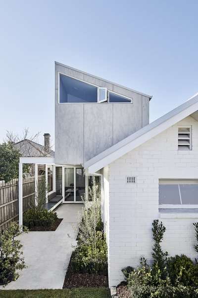 This Melbourne Family Home Wraps Around a 125-Year-Old Dairy