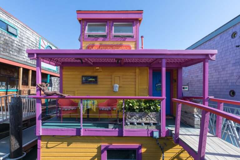 This Vibrant Two-Story Houseboat Is Up for Grabs in Sausalito for $1.33M