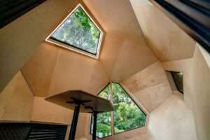 geometric-wooden-cabins-that-wow-and-delight-innovative-ideas-for-everyone