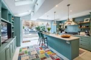 turquoise-kitchens-at-their-refreshing-best-welcome-home-breezy-summer-charm