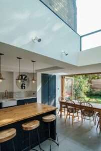 oak-steel-and-glass-shape-gorgeous-rear-extension-of-stoke-newington-home