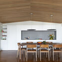 Ariramba Apartment / Estúdio BRA Arquitetura - Interior Photography, Table, Countertop, Kitchen, Chair, Beam