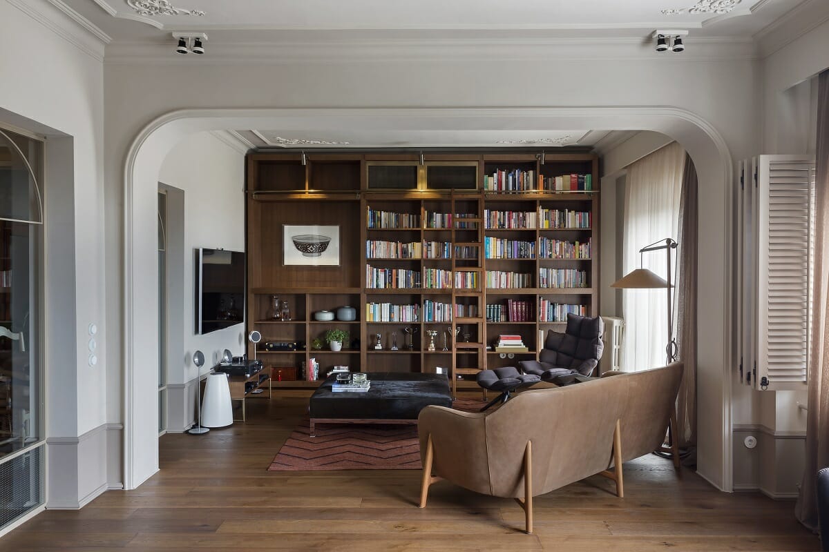 Cozy aesthetic of a rustic living room by Decorilla designer Erica F.