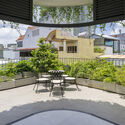Secret Garden House / ROOM+ Design & Build - Exterior Photography, Table, Windows, Chair, Garden, Patio, Courtyard