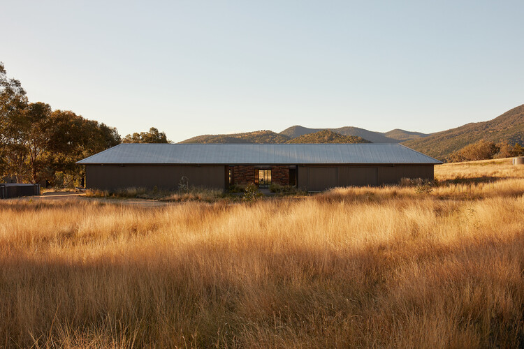 House in the Dry / MRTN Architects - Exterior Photography