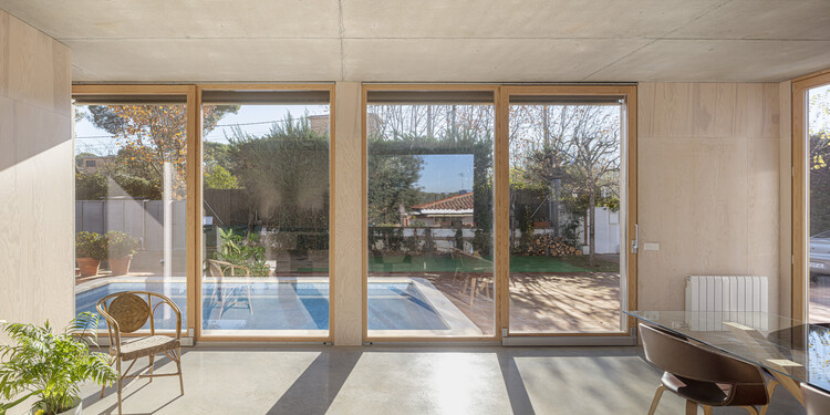 House MM / Alventosa Morell Arquitectes - Interior Photography, Windows, Chair