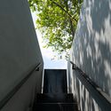 The Disappearing Garden / XJ Design - Interior Photography, Stairs, Concrete