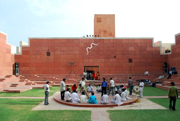 The Shift in India's Cultural Landscape: A Look at Contemporary Projects - Image 5 of 8