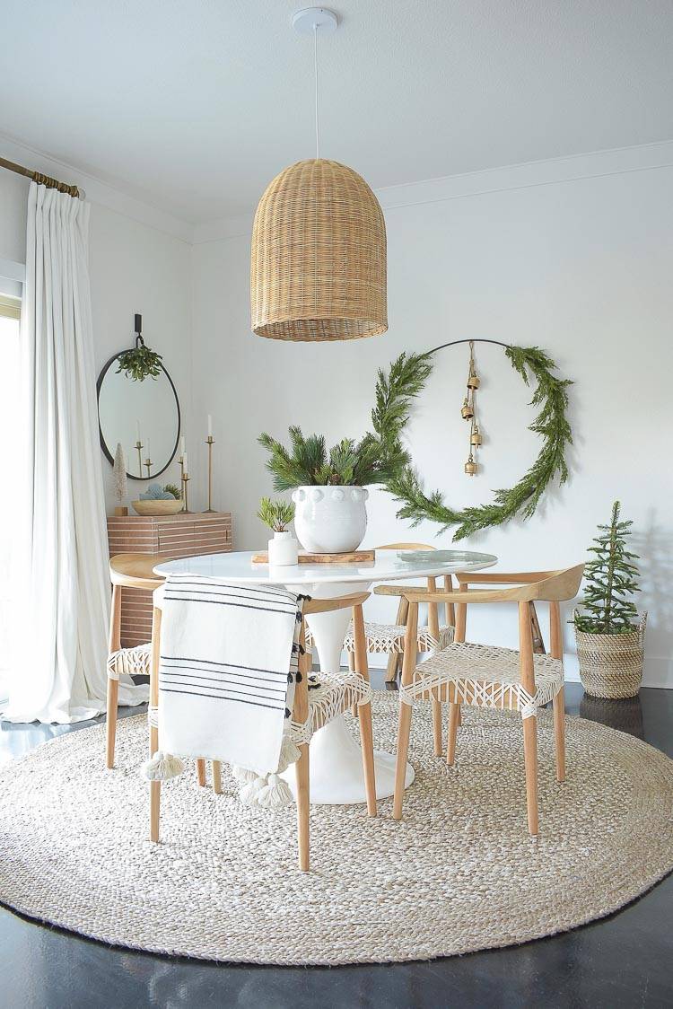 Christmas-holiday-dining-room-boho-chic-basket-pendant-white-tulip-table-round-jute-rug-how-to-style-modern-boho-chic-dining-space-1-56310