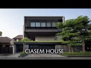 Stacked Boxes with Terrace Garden | Ciasem House