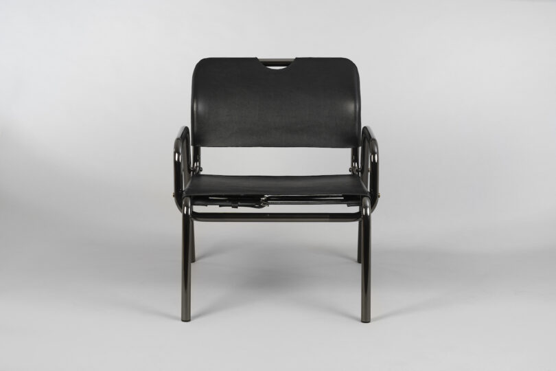 black leather lounge chairs 