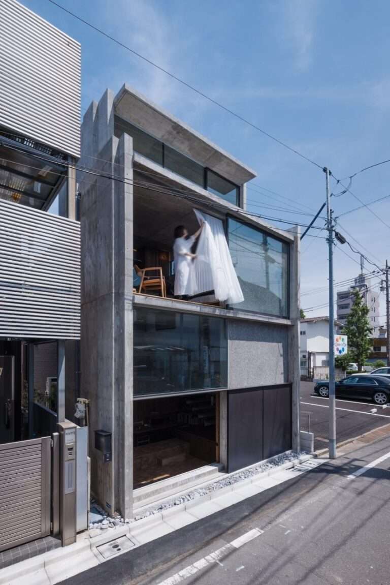 IGArchitects designs home in Japan as “one big room”