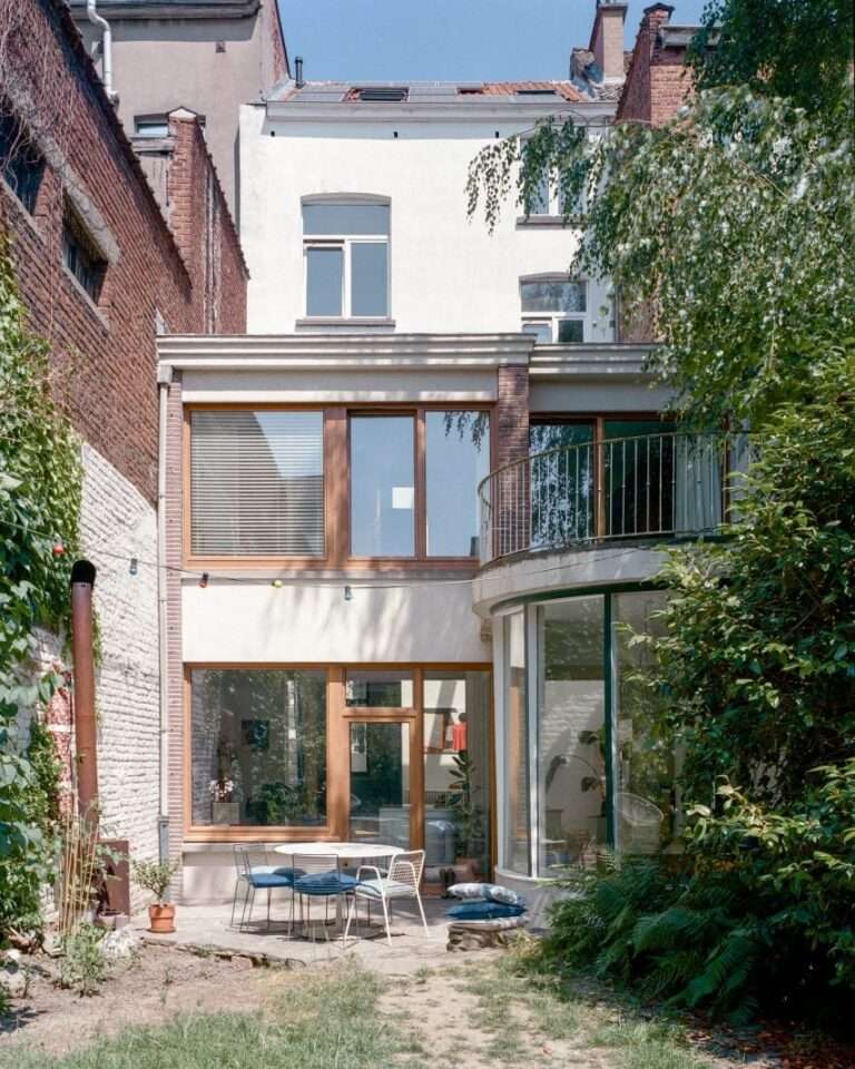 Mamout opens up Brussels townhouse with skylit atrium