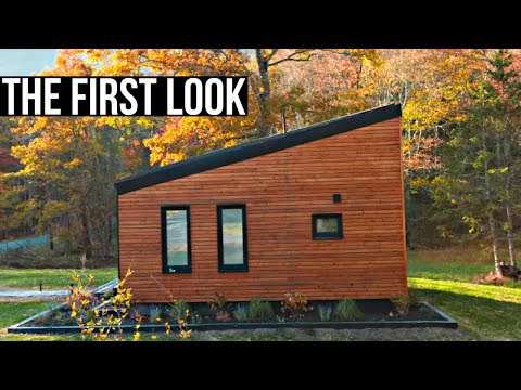 It's about time! A New modern PREFAB HOME is now available on the East Coast!!