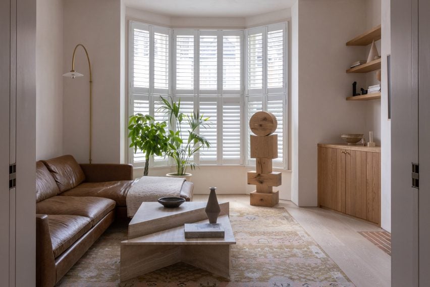 Living room of London house extension by Merrett Houmøller Architects and All & Nxthing