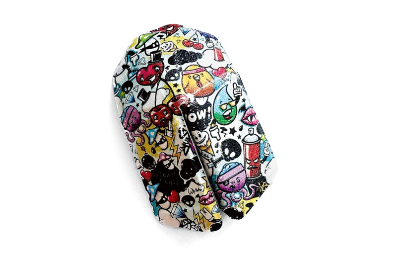 A wireless origami inspired wireless mouse with cartoon design pattern