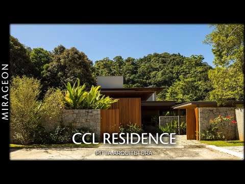 A Dream House Amidst Tropical Beauty | CCL Residence
