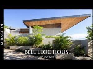 Tropical Concrete House Embedded into Costa Rican Slope | Bell-Lloc House