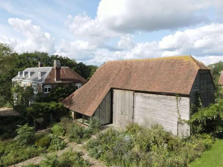 Ashton Porter Architects reworks barn storage into tactile pottery studio