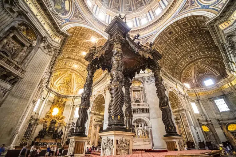 Take a Virtual 3D Tour of St. Peter’s Basilica Created by the Vatican Using 400,000 Images and AI