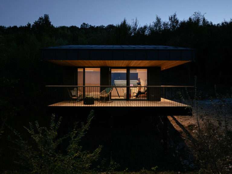 A Compact Modern Treehouse Designed for Adults in Hungarian Mountains