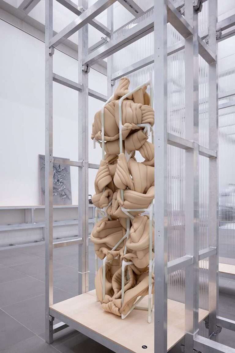 daniel widrig’s working it out exhibition unveils process behind digitally-fabricated art