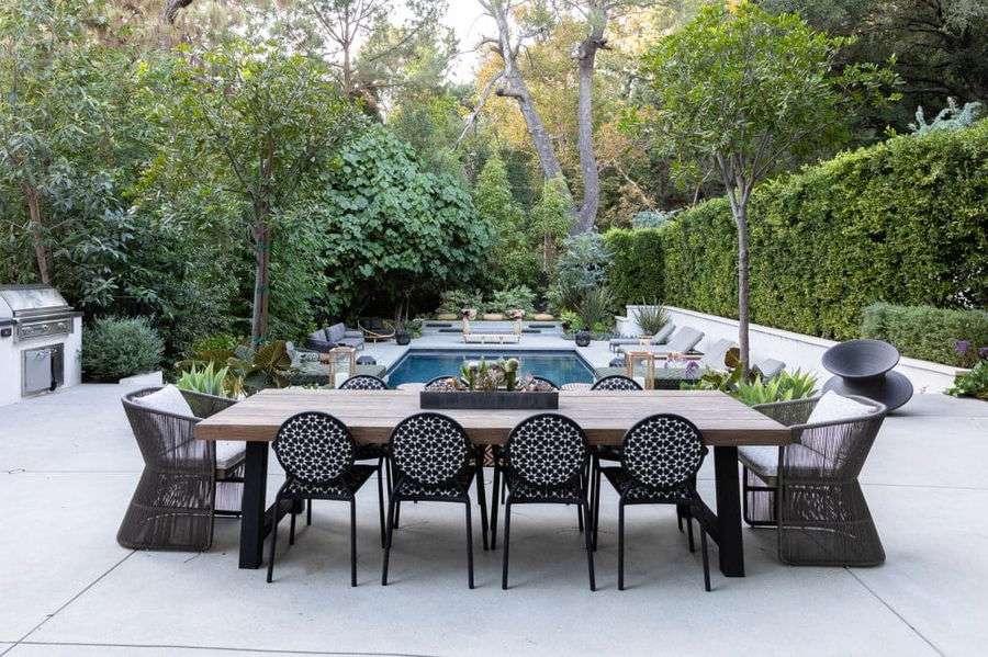 Best outdoor dining furniture in the pool patio by Decorilla designer, Galina H.