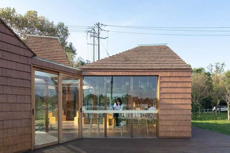 three sloping geometries shape MAT office’s pyramid book house in rural china