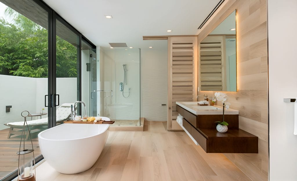 Contemporary primary bathroom design by Decorilla designer, Taize M. 
