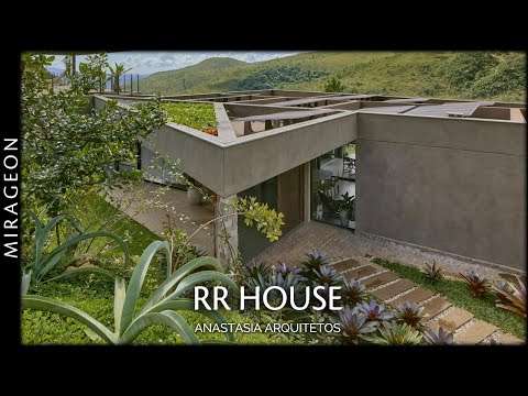 A Camouflaged Refuge in the Landscape | RR House