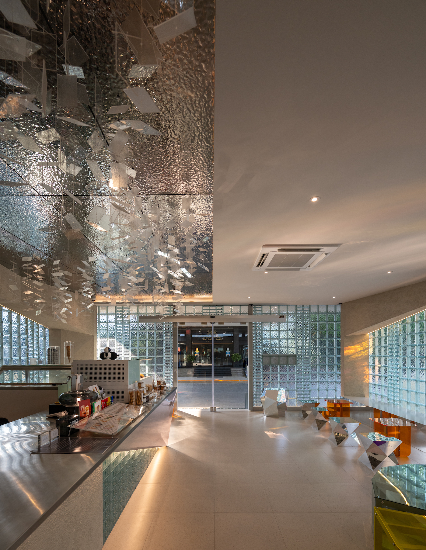 The Facets by BBWORKSPACE