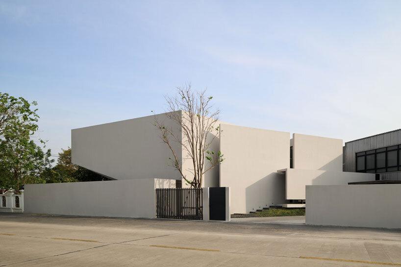 tattoo atelier and residence merge within angular casa T sculpted by SSAA in bangkok