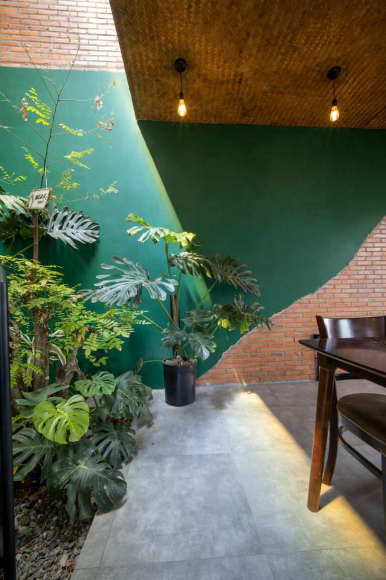 A Modern Home in Tien Giang That Honors Vietnamese Architecture