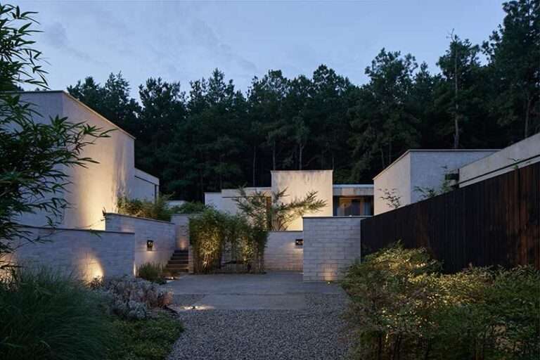 studio8 architecture’s resort villas nestle amid pine forests and bamboo mountains in china