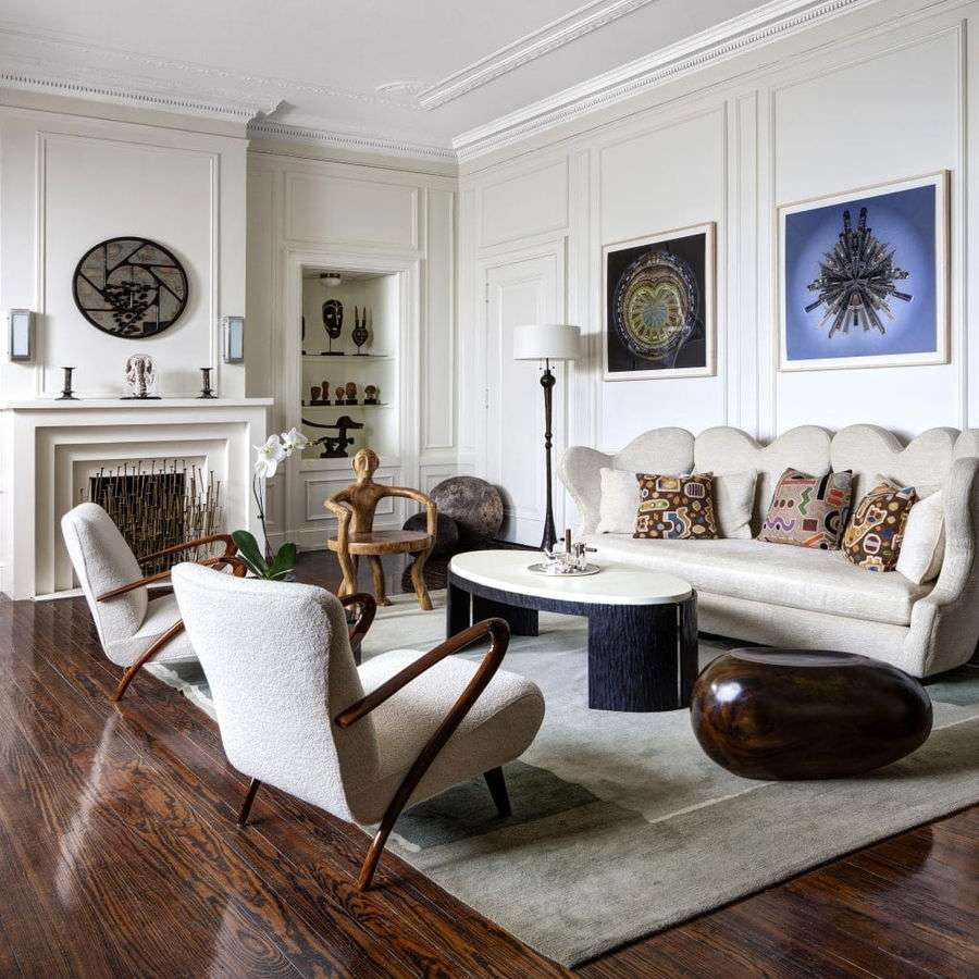 Eclectic living room by one of Decorilla's top Madrid interior designers, Catherine W.