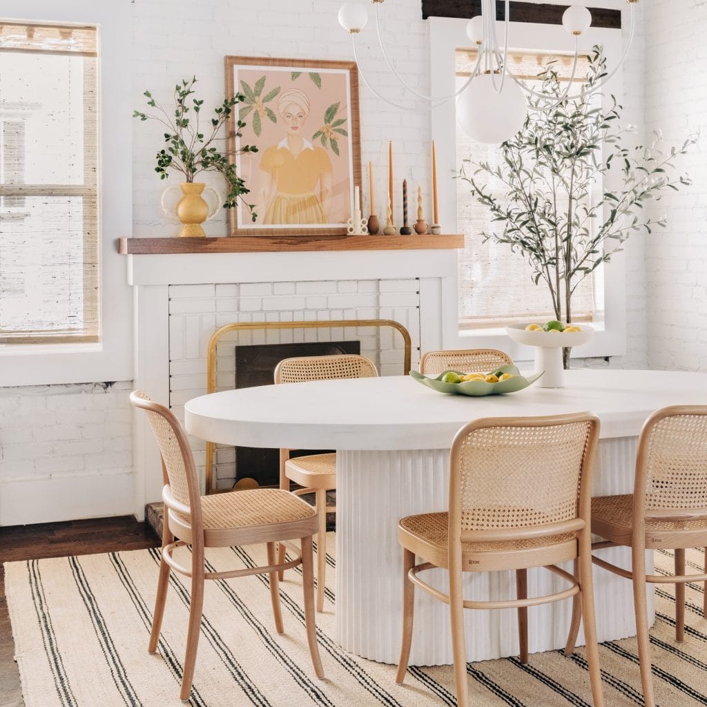 Nature-driven dining room decor by Decorilla designer, Maja E.