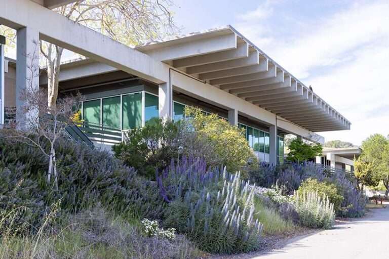 herzog & de meuron to redesign 1960s california campus for eames institute museum