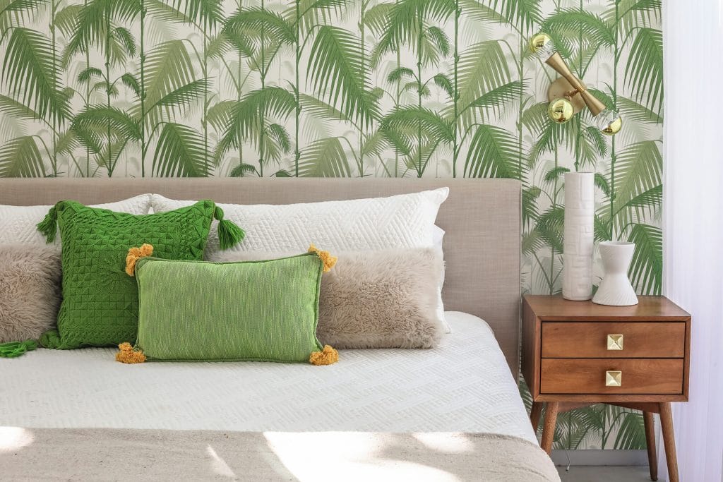 Mid-century-modern bedroom trends 2026 by DECORILLA designer, Michelle B.