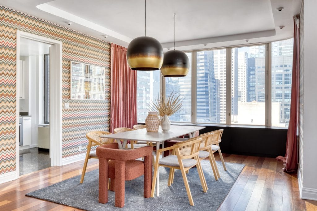 Eclectic dining room decor by DECORILLA designer, Megan W.