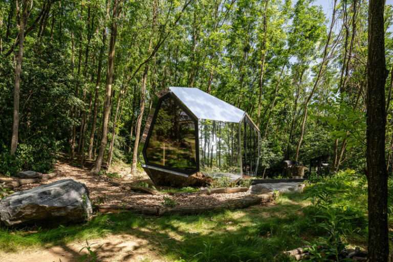 Hello Wood Brings Futuristic Cabins to the Woods and NYC Rooftops