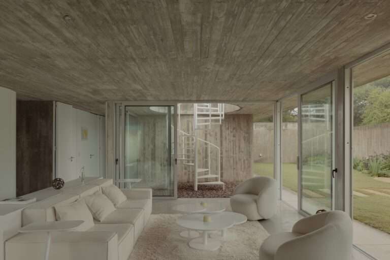 Leibal — Casa Clausura