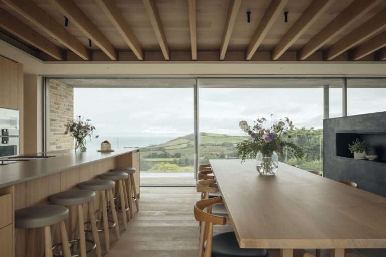 Leibal — Devon Bay House
