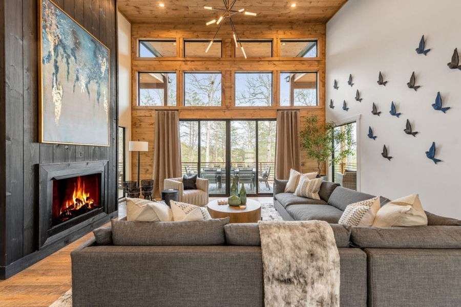 Modern country interior design by Decorilla designer, Jason D.