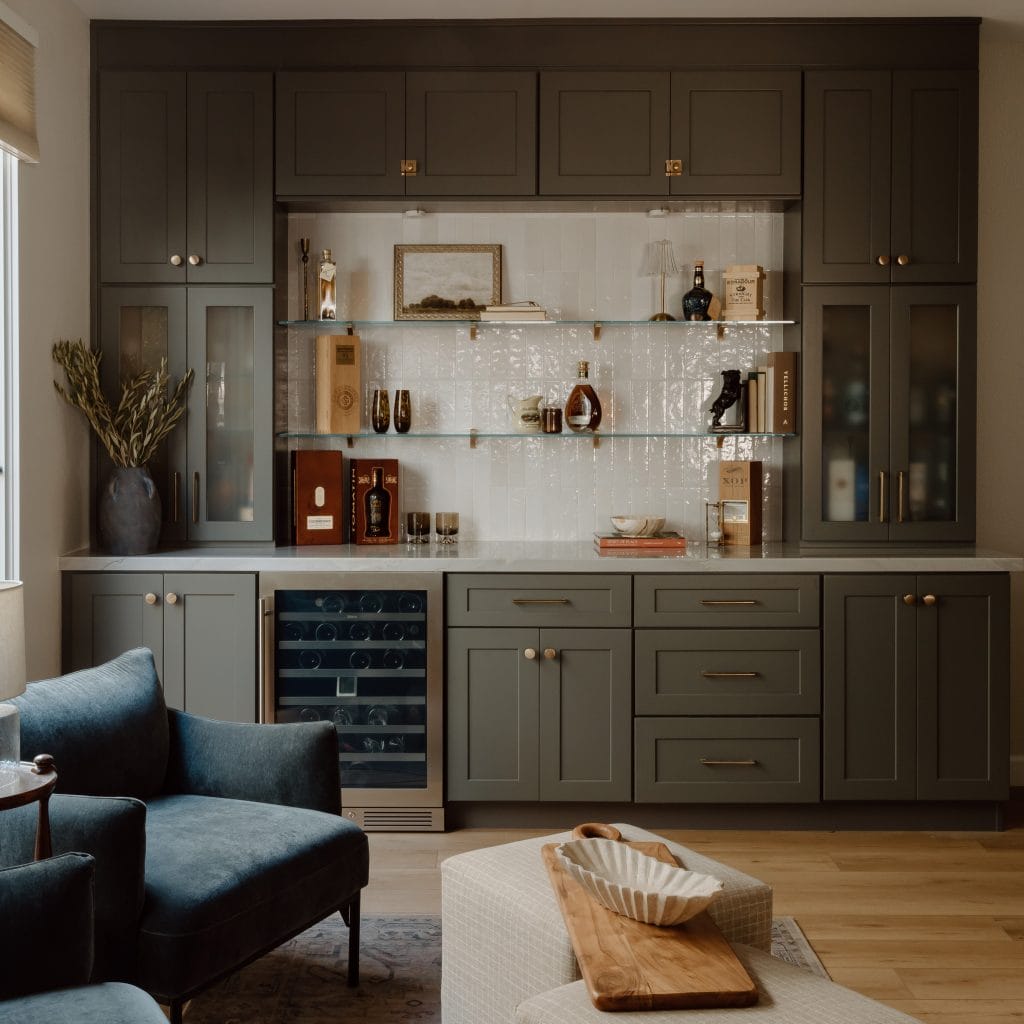 Wet bar in a living room by Decorilla designer, Mackenzie H. - AI interior design pros