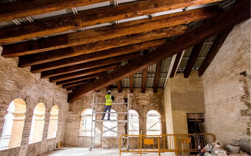 Palacio Valeriola restoration, image courtesy CAHH